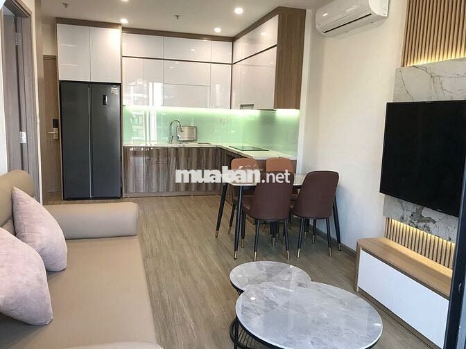 CHo thuê Quỹ căn hộ 2 phòng ngủ ở Vinhomes Smart City