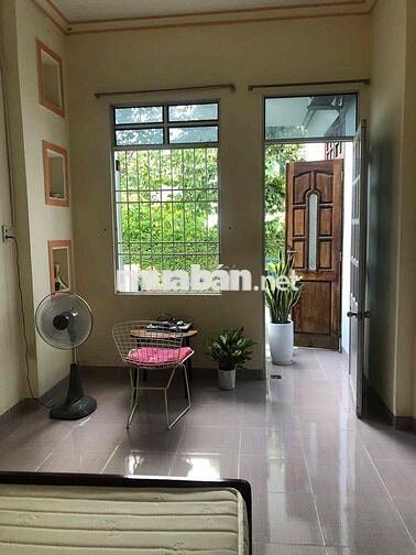 Nhà 40m2 view đẹp nhà sạch thoáng