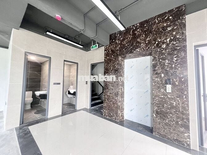 Sàn VP 120m2 Nguyễn Hoàng cần cho thuê gấp, 17tr, đường 3 oto tránh