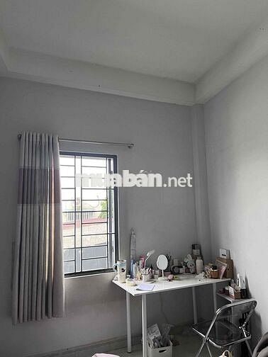 Cho nữ thuê phòng trong nhà nc bao điện nước gần KTX khu B, UEL,...