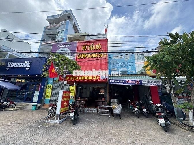 Cho thuê nhà trệt mặt tiền nguyễn văn cừ cặp bên vinmart