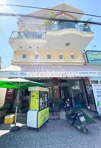 Cho Thuê Nhà Trệt 2 Lầu Mặt Tiền 7,5M Trần Hoàng Na (cũ) Đông Đúc