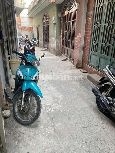 Cho Thuê Nhà Nguyên Căn : phường Bảy Hiền, Tp.HCM. dt:3,3x8,5m 1 lầu