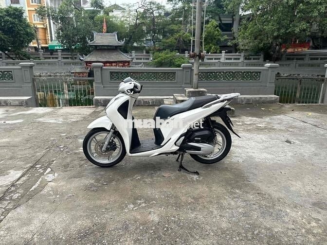 Siêu chất . Chuẩn km , lốp zin theo xe cả đôi