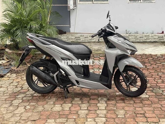 Honda vario 150 màu xám keng