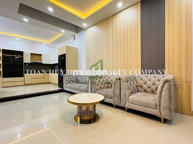Nhà đẹp 3PN gần biển Mỹ Khê nội thất mới, hiện đại