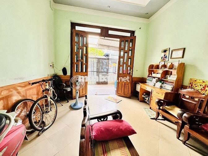 Nhà hẻm xe hơi Trần Hưng Đạo 69m2 3PN giá rẻ đầu tư 2.9 tỷ sổ riêng