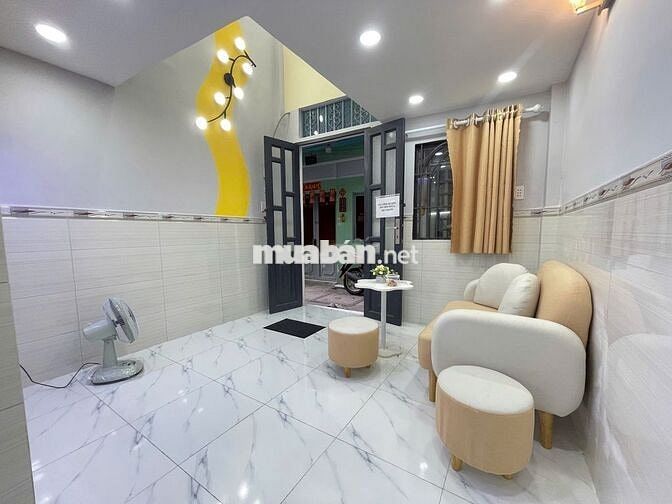 Nhà SHR dt 17m2 đúc lững 1 lầu 2pn hẻm Huỳnh Thiện Lộc, Q. Tân Phú