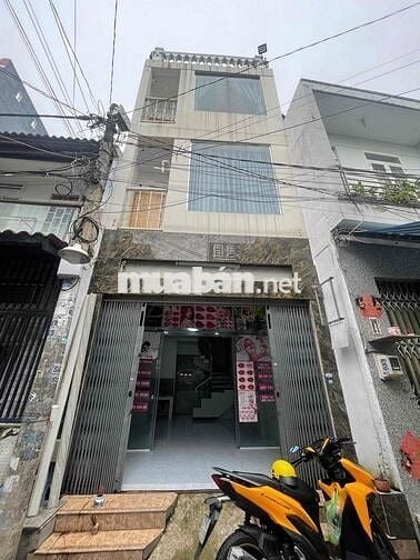 Nhà hẻm xe tải đường Lê Văn Quới