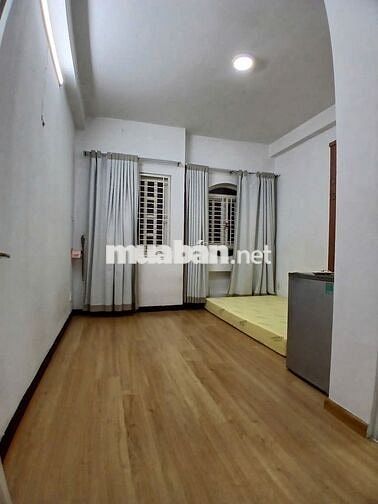 Phòng trọ - Giá rẻ - Đường Nguyễn Đình Chính, Q.Phú Nhuận