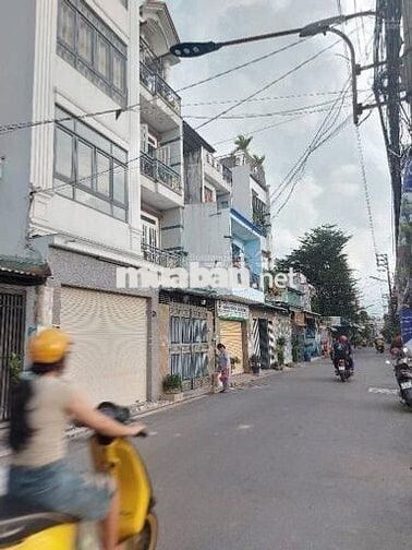 Nhà 3 tầng (4,3x16) HXH thông 2 trục đường kinh doanh | Giá 11,8 tỷ