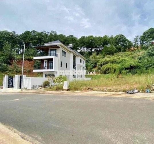 Chính chủ cắt lỗ hơn 40% lô 307m2 mặt tiền P4 Đà Lạt công chứng ngay