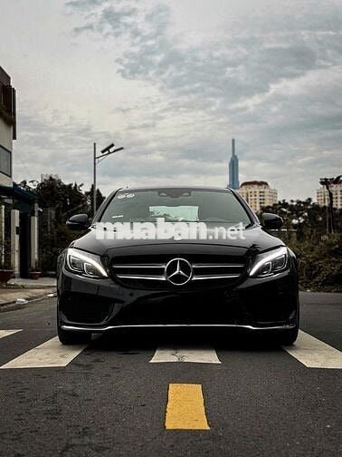 Mercedes Benz C300 AMG 2016 Black Edition