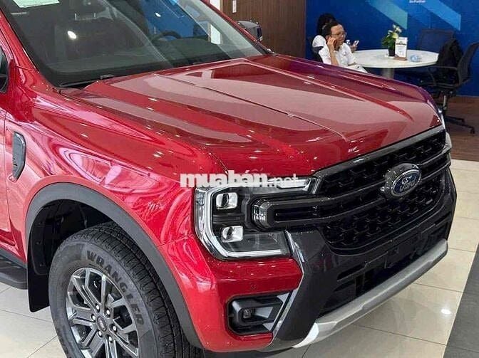 Hot Ranger Wikdtrak 2025 màu Đỏ