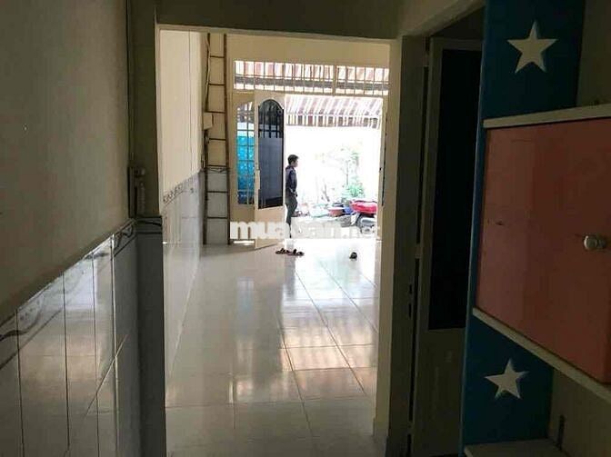 BÁN ĐẤT TẶNG NHÀ, ĐƯỜNG TÂN QUÝ, 4.4M*14M, NHỈNH 5TỶ