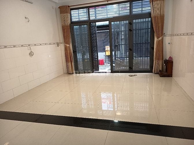 Cho thuê nhà nguyên căn đường Tỉnh lộ 10 Bình Tân giáp Q6 và Tên Lửa 