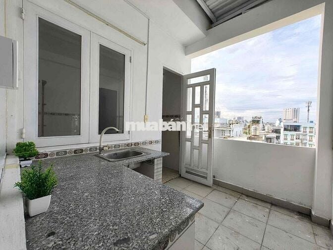 KHAI TRƯƠNG CĂN HỘ TÁCH BẾP - BAN CÔNG  Ngay bến xe Q8