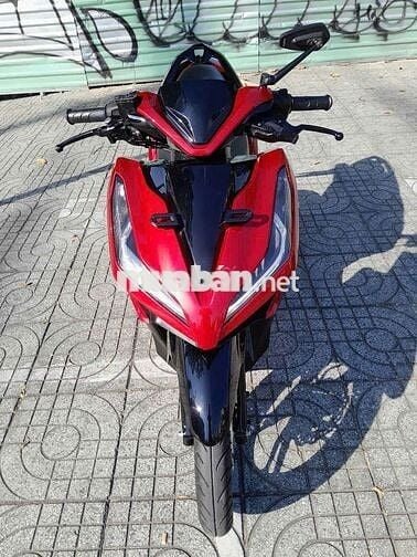 Vario 150 đỏ đầu chưa mở bs tphcm 1 chủ