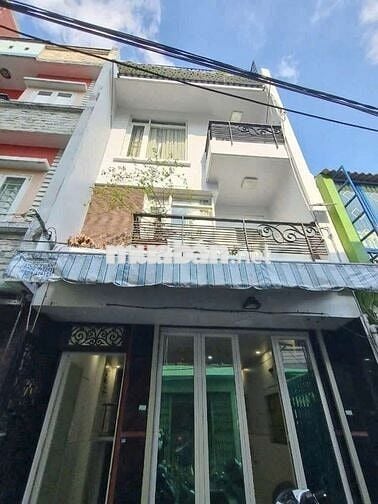 BÁN NHÀ GIÁP TÊN LỬA, NGANG 5M, 4 TẦNG, CHO THUÊ 12TR, HXH,GIÁ 5,95 TỶ