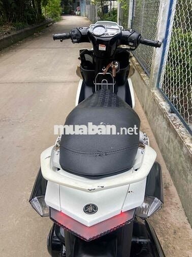 Nouvo 5 chính chủ máy êm ngoại hình xe còn rất mới