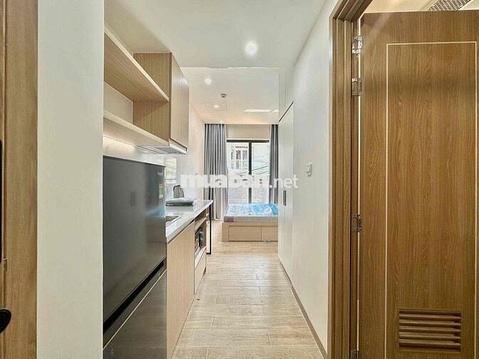 CHO THUÊ CĂN HỘ BAN CÔNG FULL NỘI THẤT NGAY BỜ KÈ HOÀNG SA QUẬN 1 RẺ