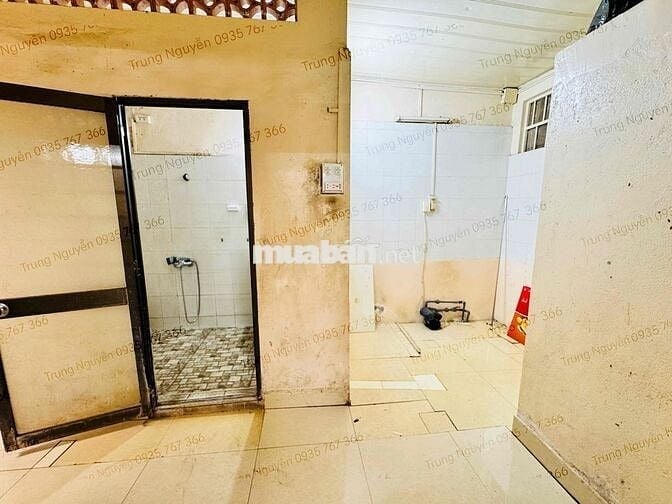 CHO THUÊ NHÀ - MẶT TIỀN TRUNG TÂM TP - GẦN NGAY CẠNH CÔNG VIÊN