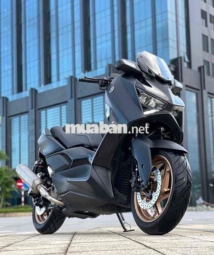 Yamaha Xmax 300 2024