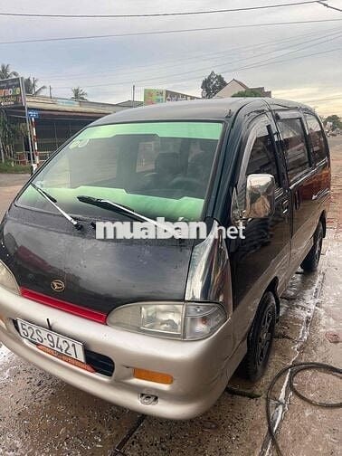 Daihatsu 8 chổ không niên hạn
