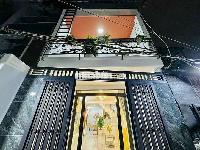 Cho thuê nnhà mới sạch sẽ full nội thất  Gò Vấp