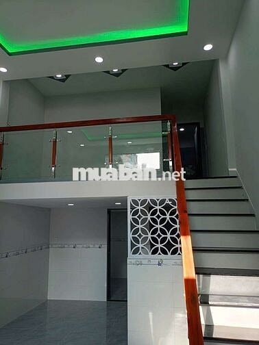 Nhà Vĩnh lộc ấp 1 gác lửng gần chợ