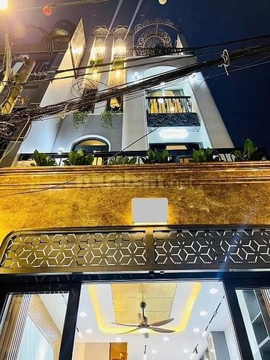 Cần bán gấp nhà Xuân Thuỷ. Thảo Điền. Quận 2. Giá 4 tỷ 850. Bớt lộc.