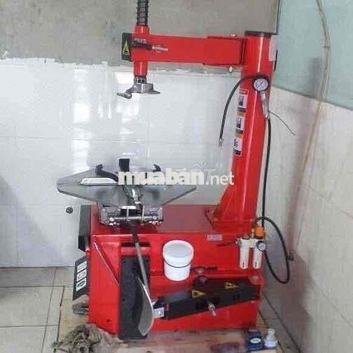 Sang lại thiết bị/máy móc tiệm sửa chữa xe máy/ôto