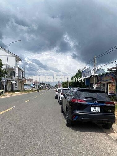 Nhà mặt tiền Huỳnh Minh Thạnh 285m2, 3pn, TT xã Hồ Tràm TPHCM