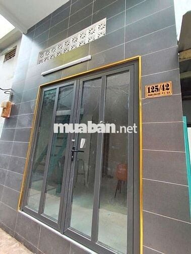 Bán nhà đẹp trệt + 2 lầu dô ở liền. Vị trí cực đẹp