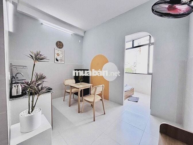 STUDIO TÁCH BẾP - BAN CÔNG FULL NỘI THẤT NGAY SÂN BAY TSN - THANG MÁY