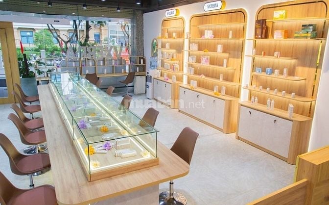 Tuyển nhân viên bán hàng tiêu dùng