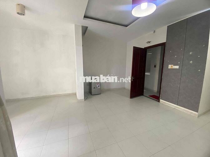 Studio full nội thất có bếp gần sân bay