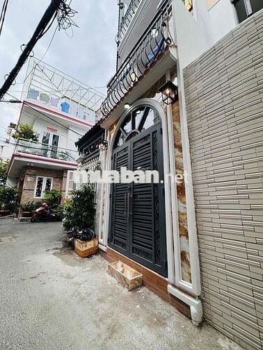 Nhà hẻm 1trục trẳng 12,4m 2pn 2WC đường Nguyễn Văn Đậu. Phú Nhuận