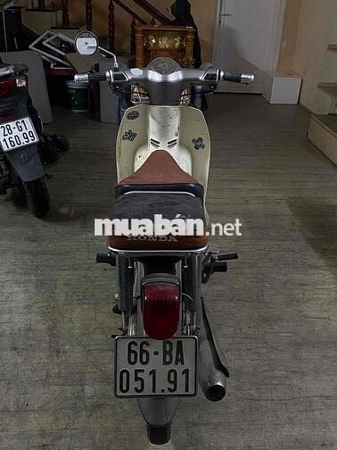 Cần bán hoặc trade qua xe điện chạy