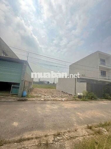 Bán Đất Hóc Môn - Anh chị tìm đất xây biệt thự xem lô này nè.