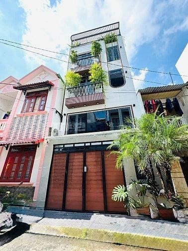 SOS!! Sở hữu ngay nhà trung tâm - Đường Bà Triệu, Phường 12, Quận 5