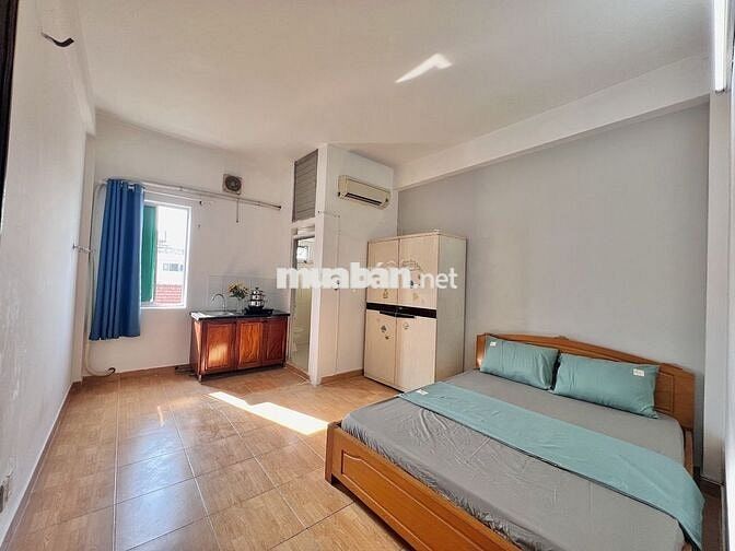 PHÒNG THOÁNG 20M2 ĐẦY ĐỦ NỘI THẤT Ô TÔ TẬN NƠI NGAY ĐH TĐT, CHỢ TÂN MỸ