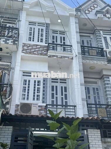 Cho thuê nhà 2 lầu hẻm xe hơi Tân Thới Hiệp 21