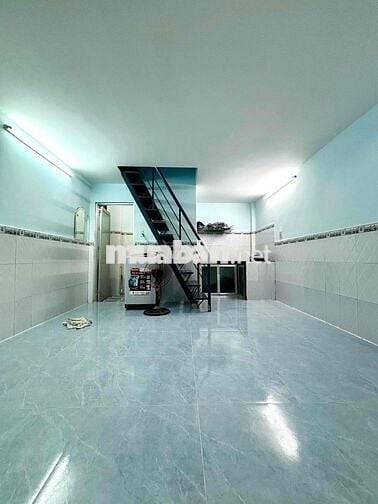 Cho thuê nhà mới, gần công viên phần mềm Quang Trung