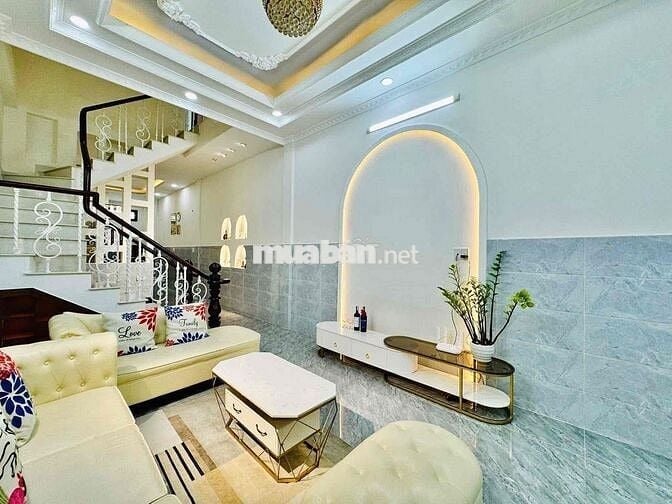 Nhà góc 2 mặt hẻm oto 6m,4 phòng ngủ,đường Phan Văn Trị, Q. Bình Thạnh