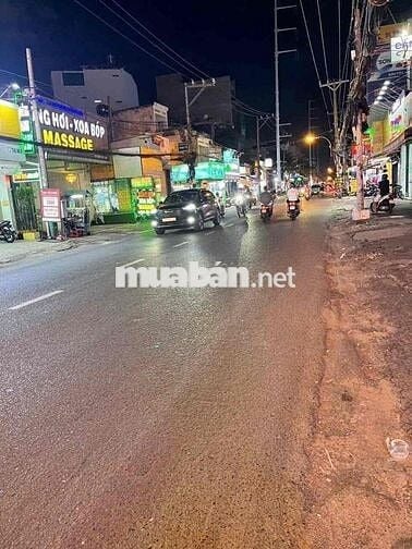 DT 23m . SHR . hoàn Công Đủ . 1 trệt . 1 lầu . 2PN . 1WC