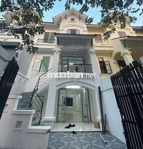 📍Nhà Mới Tinh HXH C18_6x20m_Trệt 2 Lầu Suốt