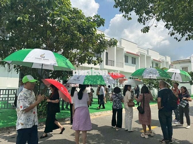 579 TRIỆU SỞ HỮU NHÀ PHỐ NGAY KHU CÔNG NGHIỆP LỚN NHẤT VIỆT NAM