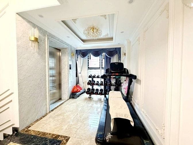 Bán nhà mặt phố Hoàng Quốc Việt Việt, P Nghĩa Đô 100m2, 9 tầng, MT 6m