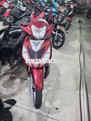 Honda Vision màu Đỏ